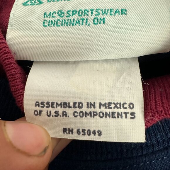 M&C Sportswear Happiness Is Being A Grandma Sweatshirt Long Sleeve L Navy & Red - Picture 6 of 6